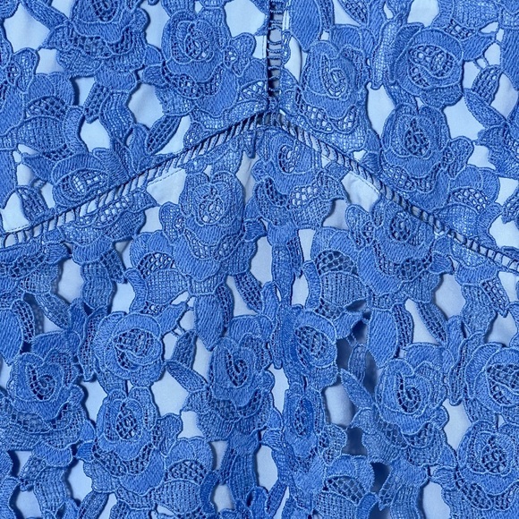 EUC Vineyard Vines 144th Kentucky Derby Lace Dress In Periwinkle, Size 00 - Picture 12 of 16